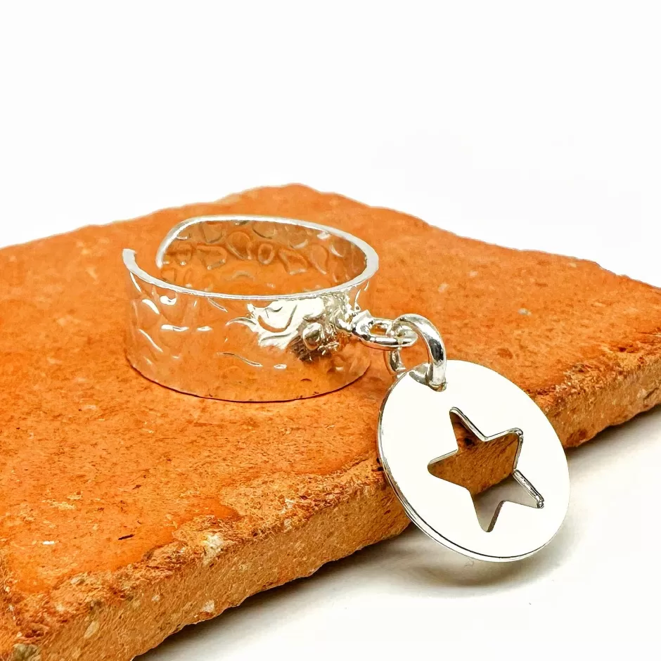 Hot Musardise Bague Martelee Pendentif Etoile