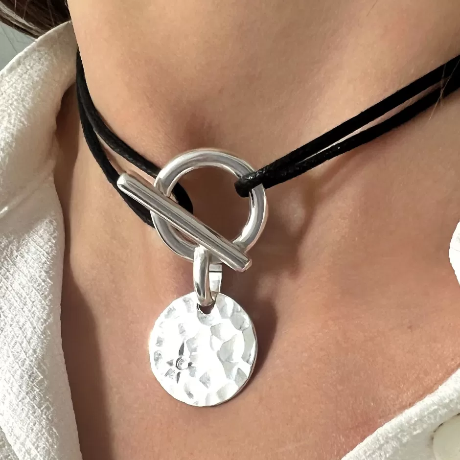 Discount Musardise Collier Attache Medaille Martelee Et Strass